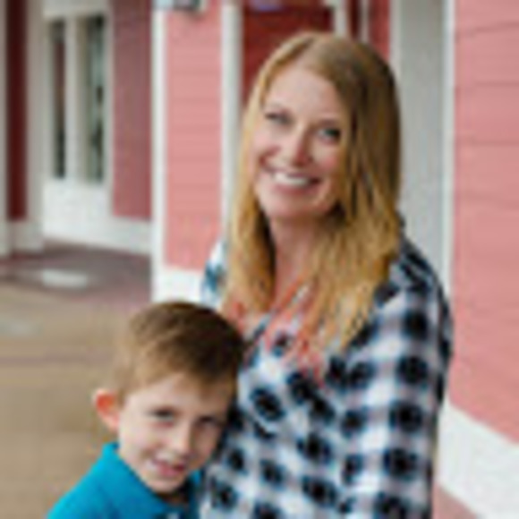 Meet your Posher, Dawn - Picture 1 of 1